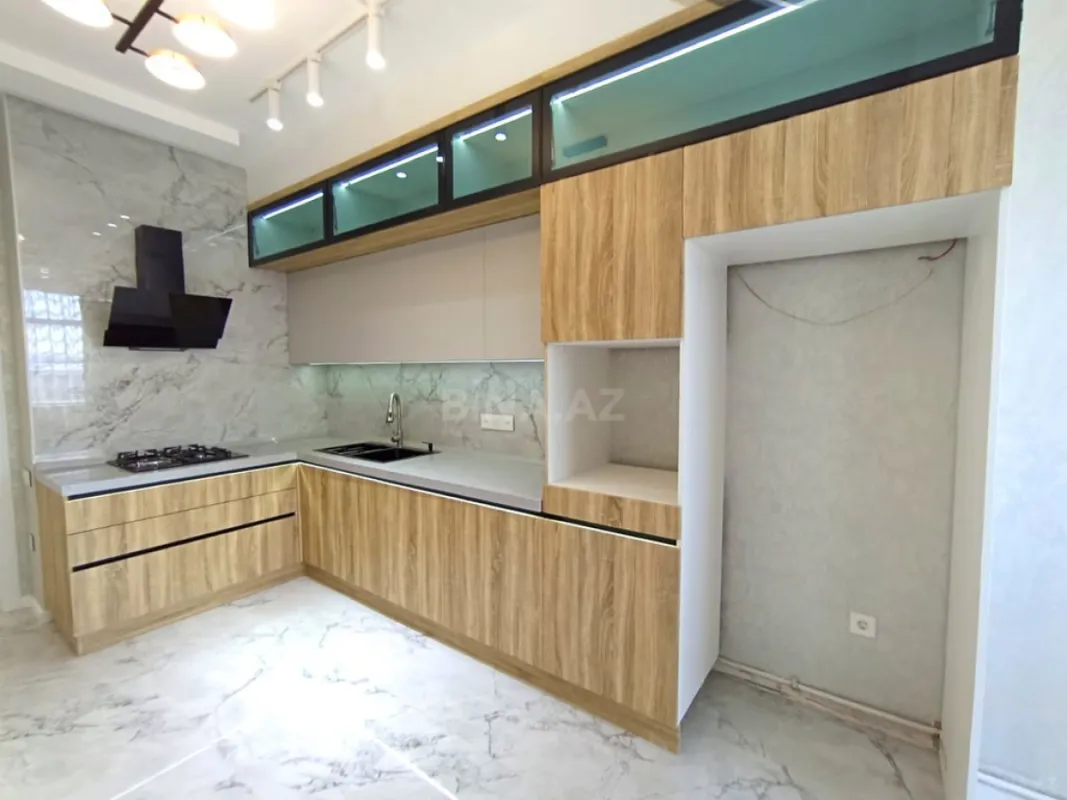 Satılır 3 otaqlı mənzil 119 m²