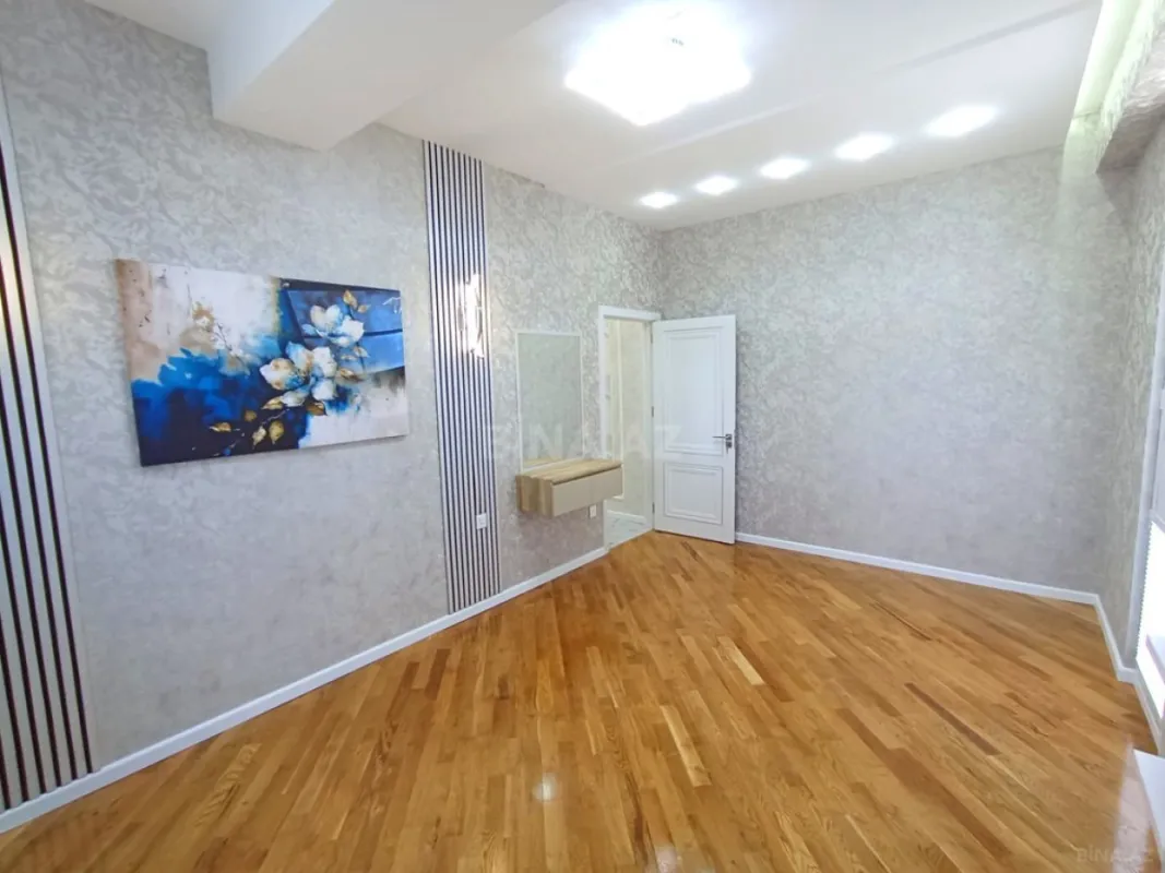 Satılır 3 otaqlı mənzil 119 m²
