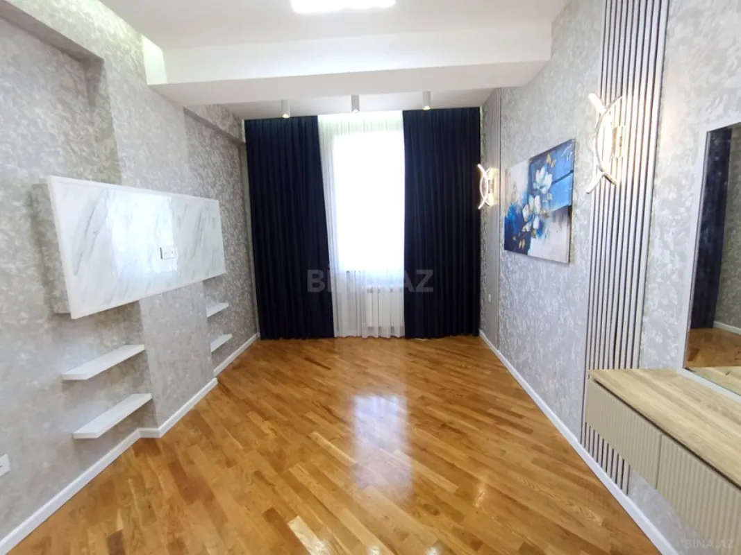 Satılır 3 otaqlı mənzil 119 m²