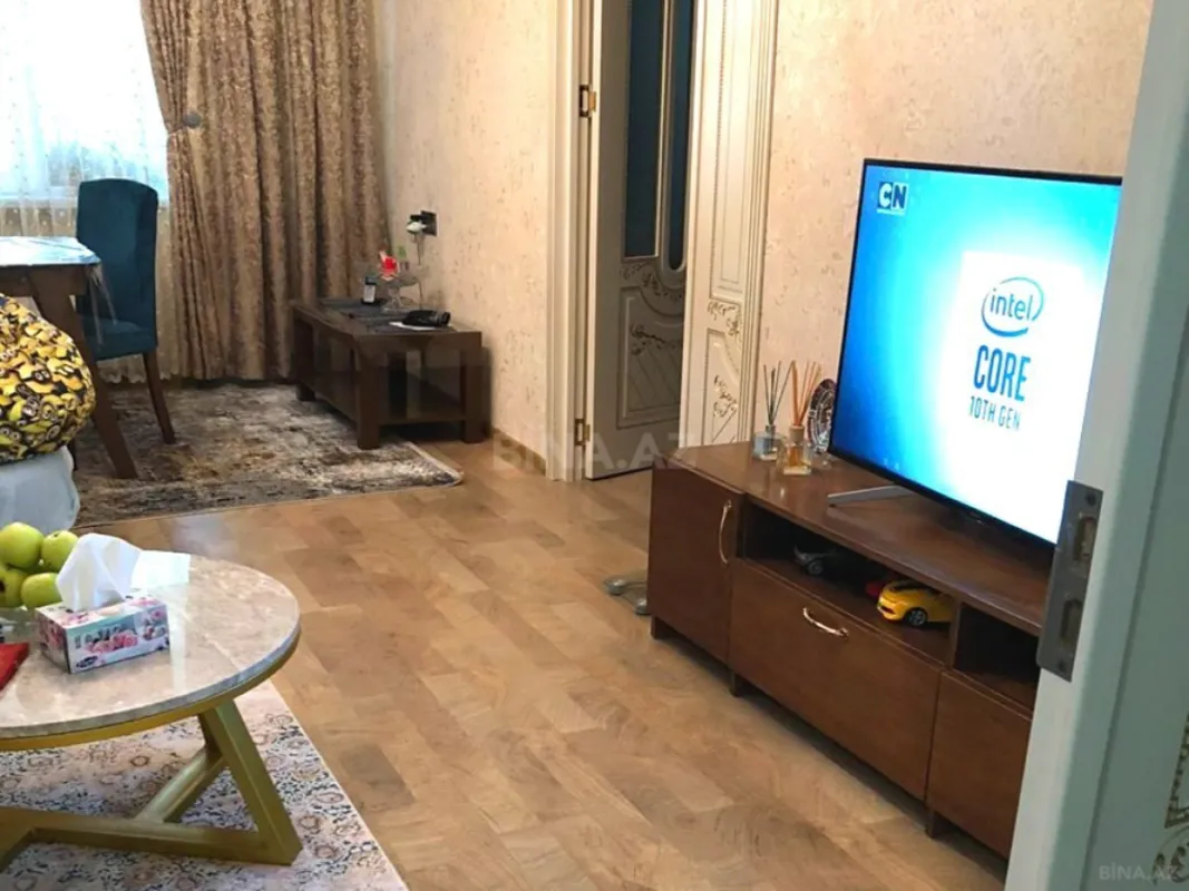 Satılır 4 otaqlı mənzil 100 m²