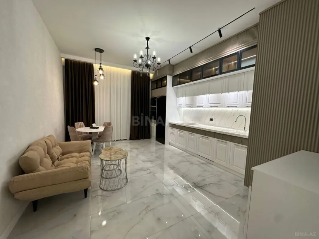 Kirayə verilir 3 otaqlı mənzil 140 m²