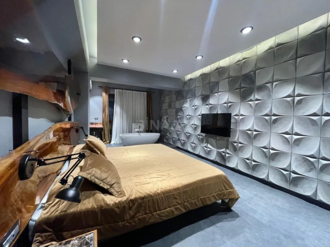 Kirayə verilir 3 otaqlı mənzil 150 m²