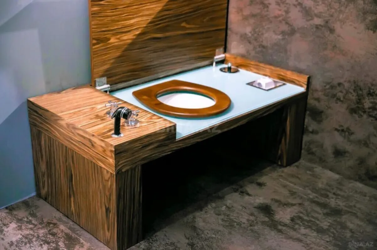 Kirayə verilir 3 otaqlı mənzil 150 m²