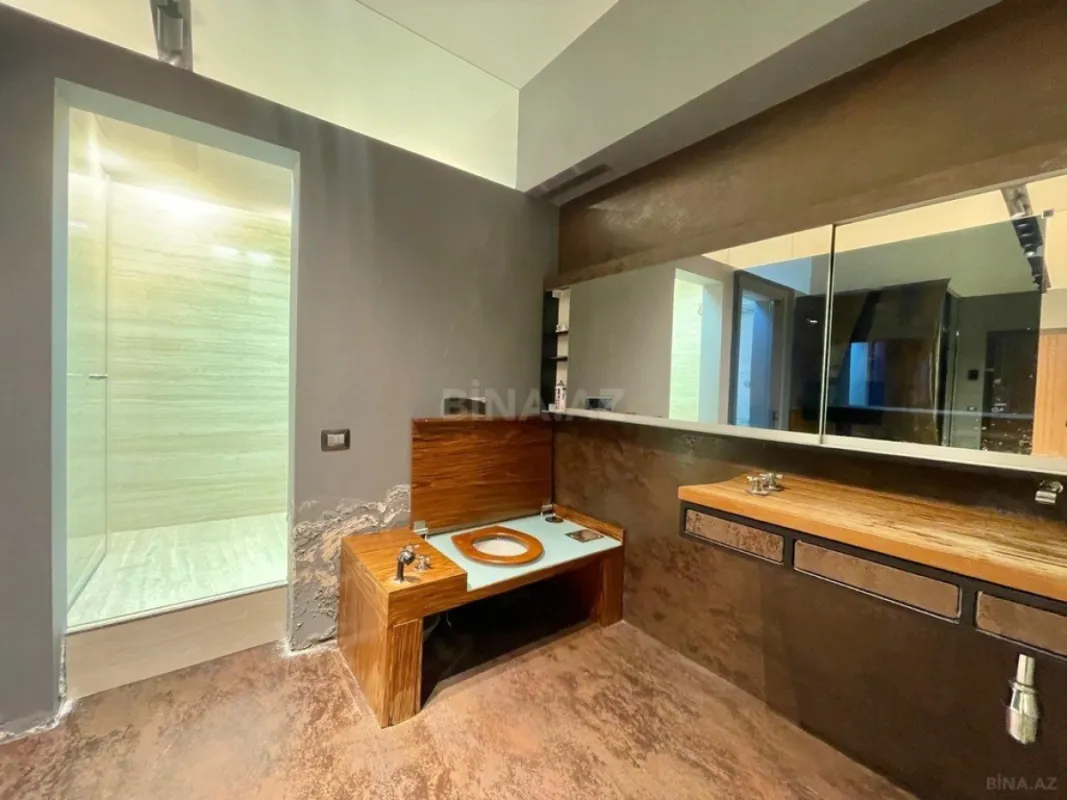 Kirayə verilir 3 otaqlı mənzil 150 m²