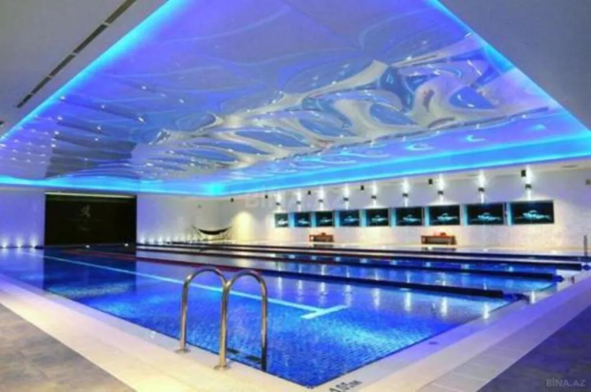 Kirayə verilir 3 otaqlı mənzil 150 m²