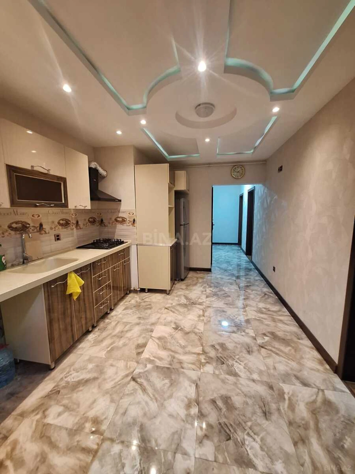 Satılır 3 otaqlı mənzil 99 m²