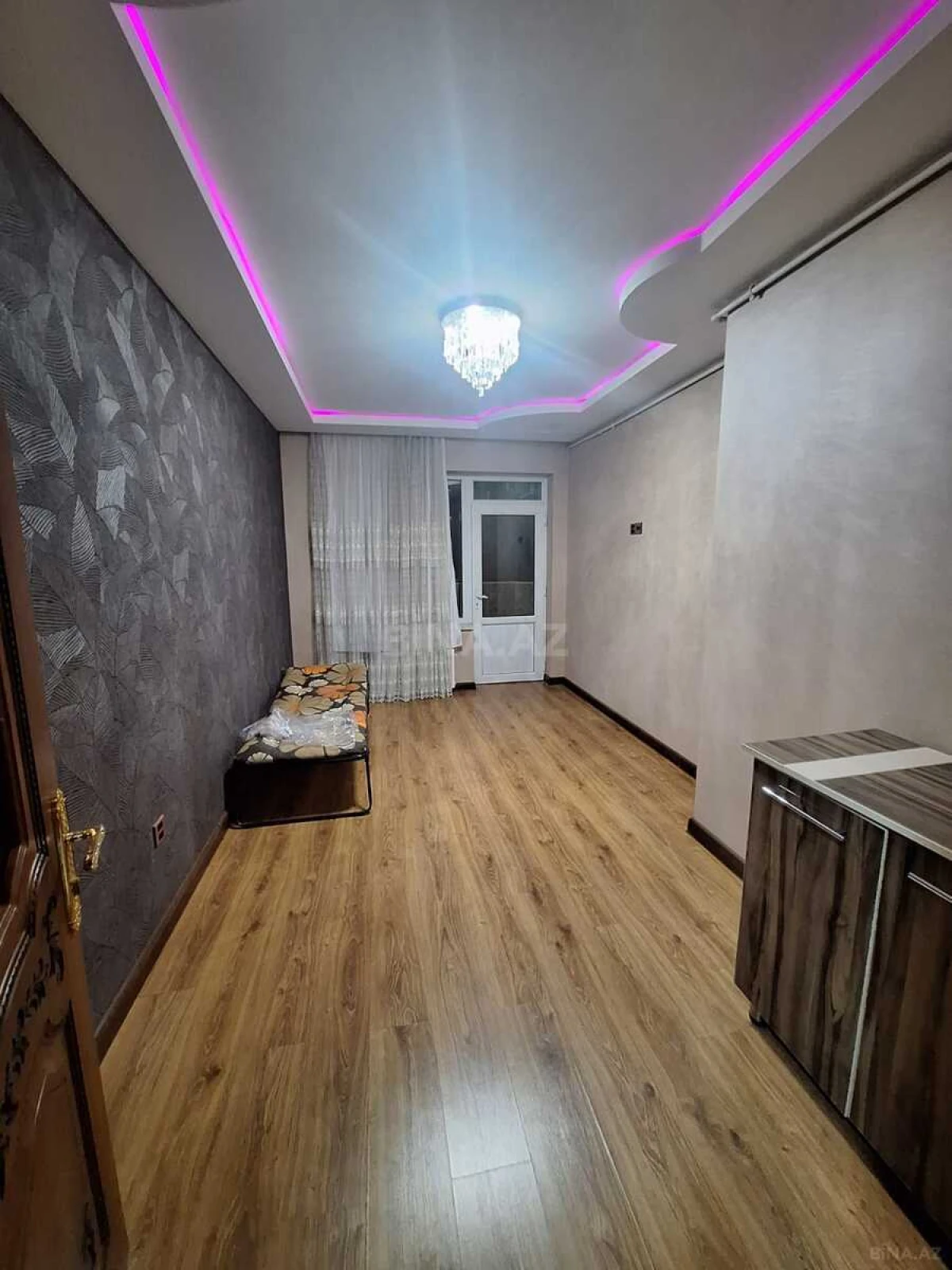 Satılır 3 otaqlı mənzil 99 m²
