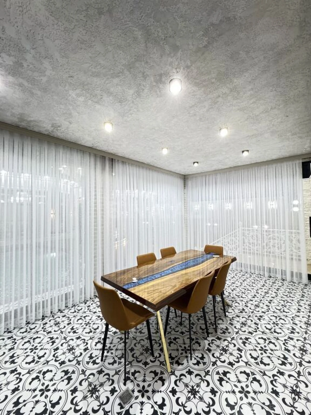 Satılır 5 otaqlı həyət evi 230 m²