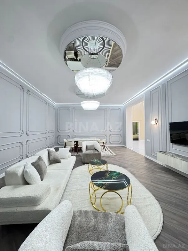 Satılır 5 otaqlı həyət evi 230 m²