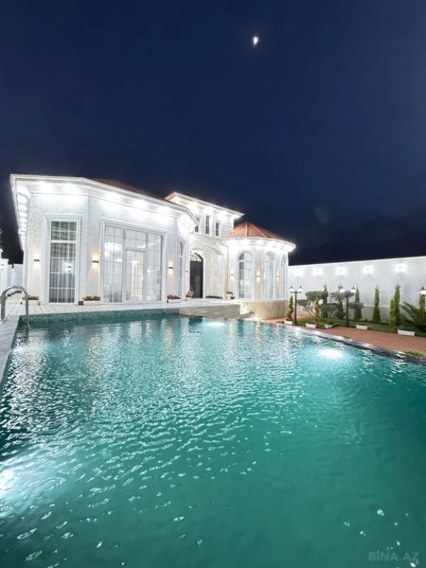 Satılır 5 otaqlı həyət evi 230 m²