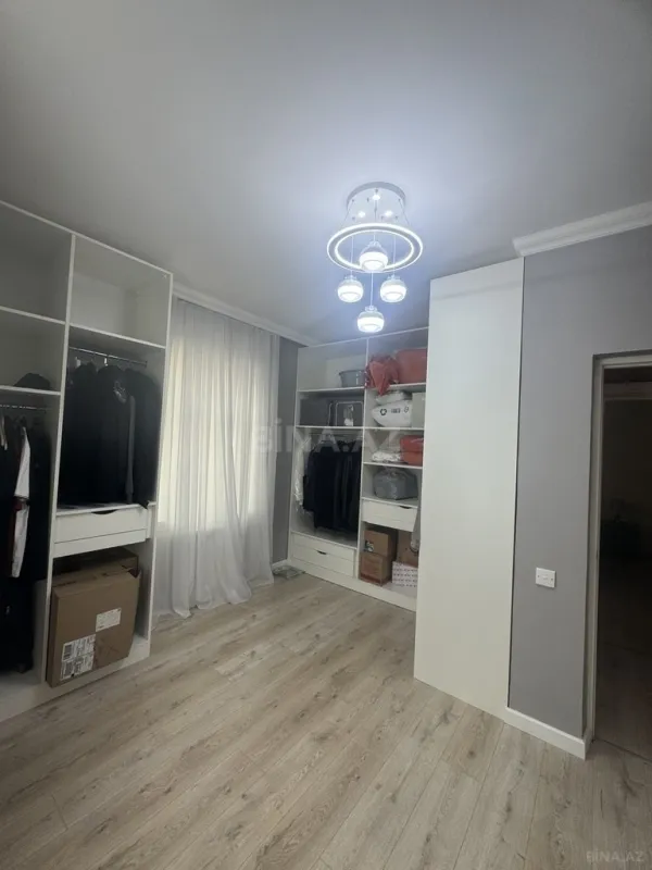 Satılır 4 otaqlı həyət evi 200 m²