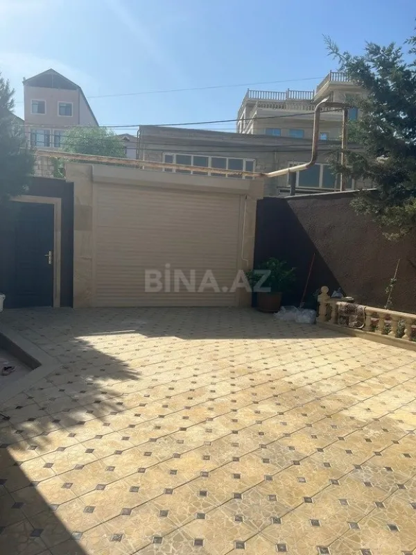 Satılır 4 otaqlı həyət evi 200 m²