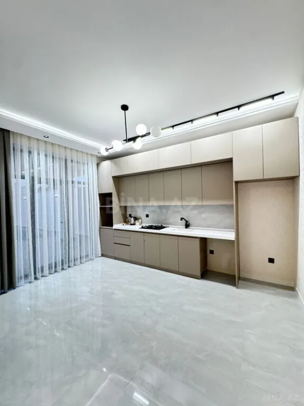 Satılır 4 otaqlı həyət evi 160 m²