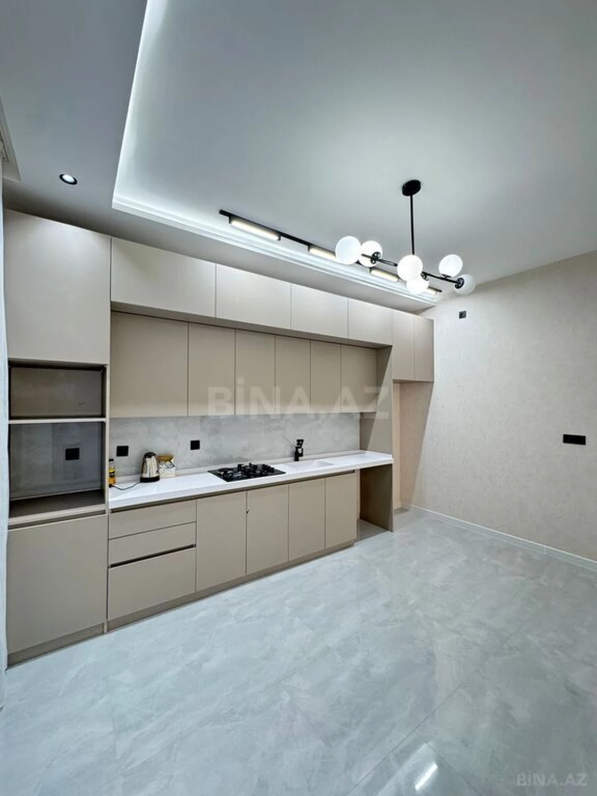 Satılır 4 otaqlı həyət evi 160 m²