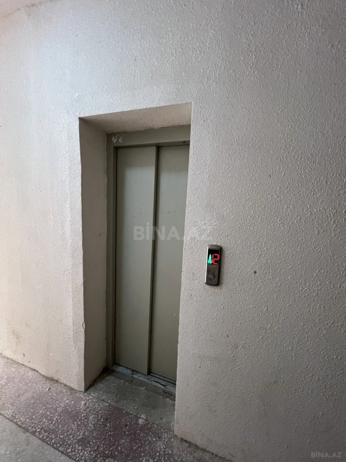 Satılır 2 otaqlı mənzil 64.5 m²