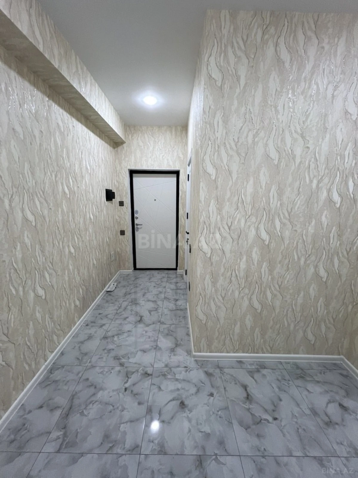 Satılır 2 otaqlı mənzil 64.5 m²