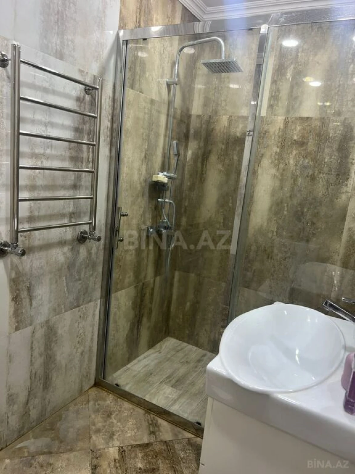 Kirayə verilir 3 otaqlı mənzil 65 m²