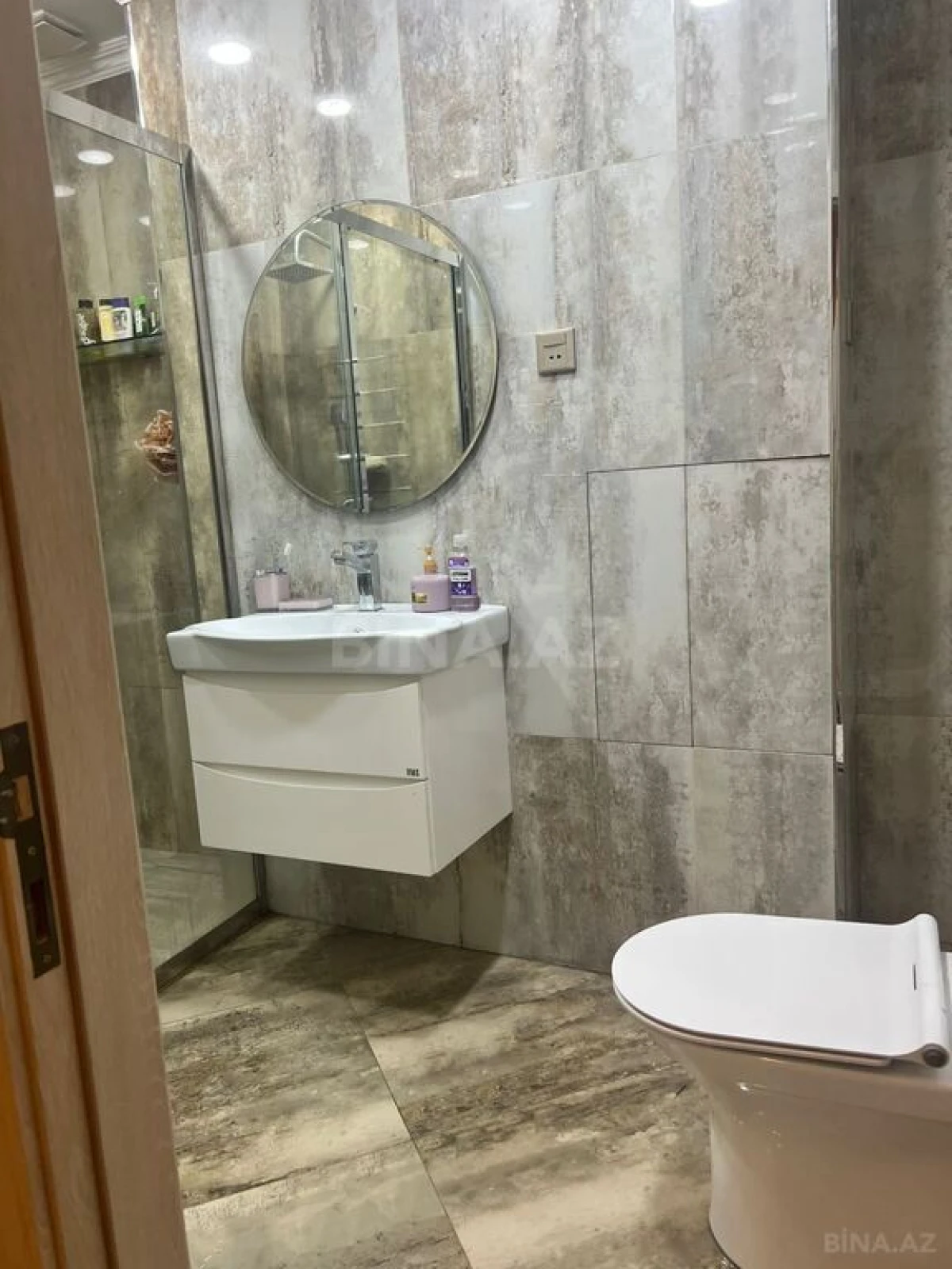 Kirayə verilir 3 otaqlı mənzil 65 m²