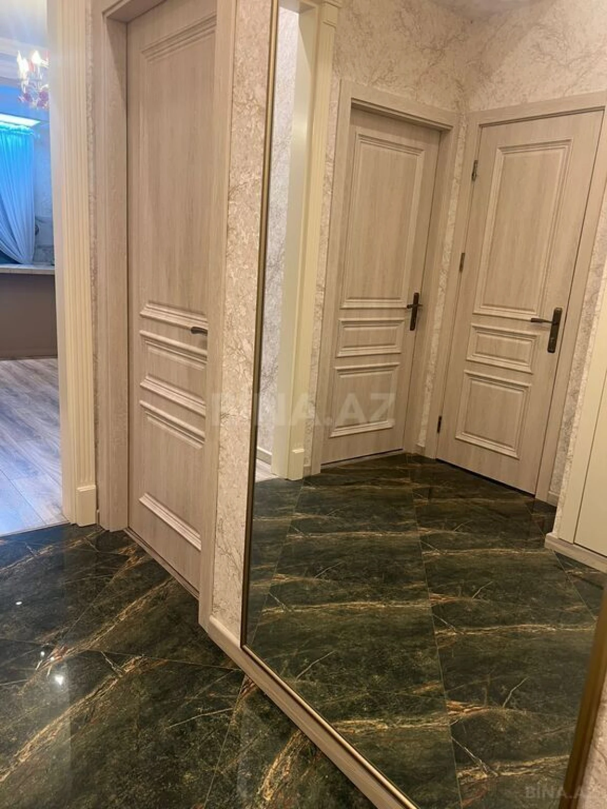 Kirayə verilir 3 otaqlı mənzil 65 m²