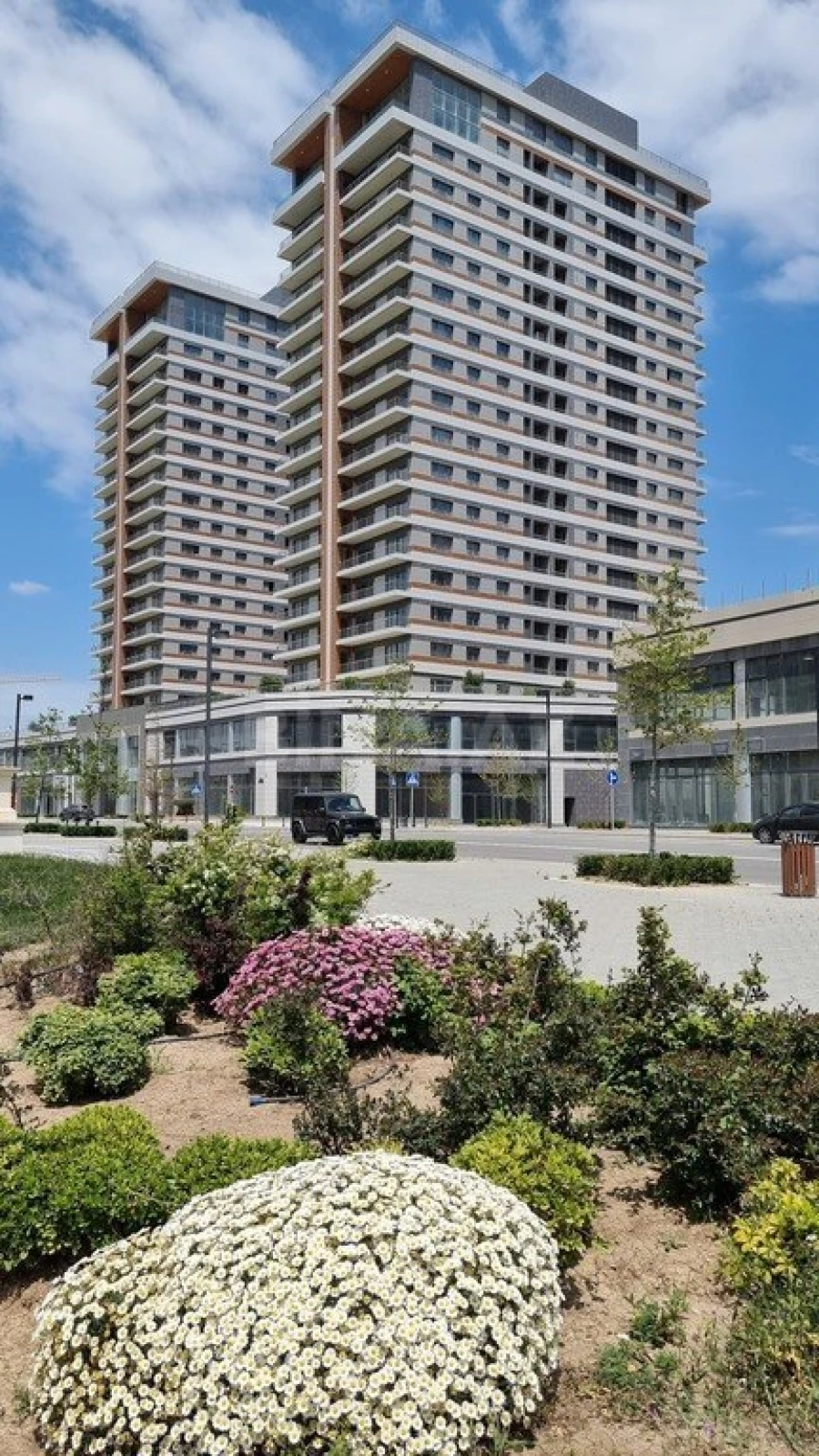 Satılır 3 otaqlı mənzil 120 m²