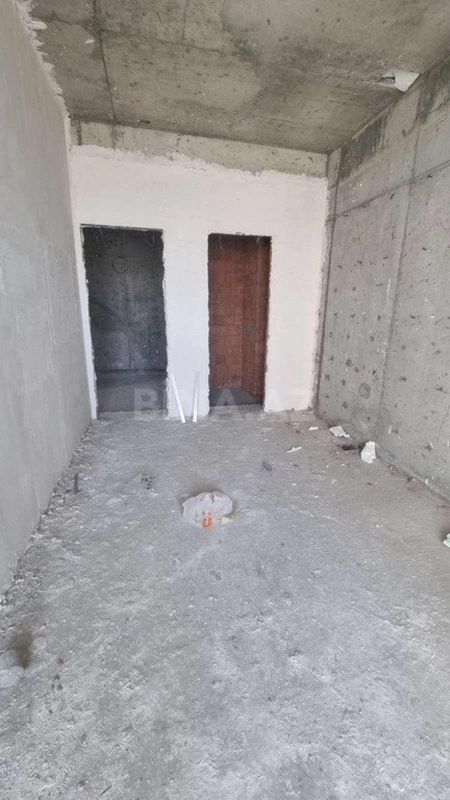 Satılır 3 otaqlı mənzil 120 m²