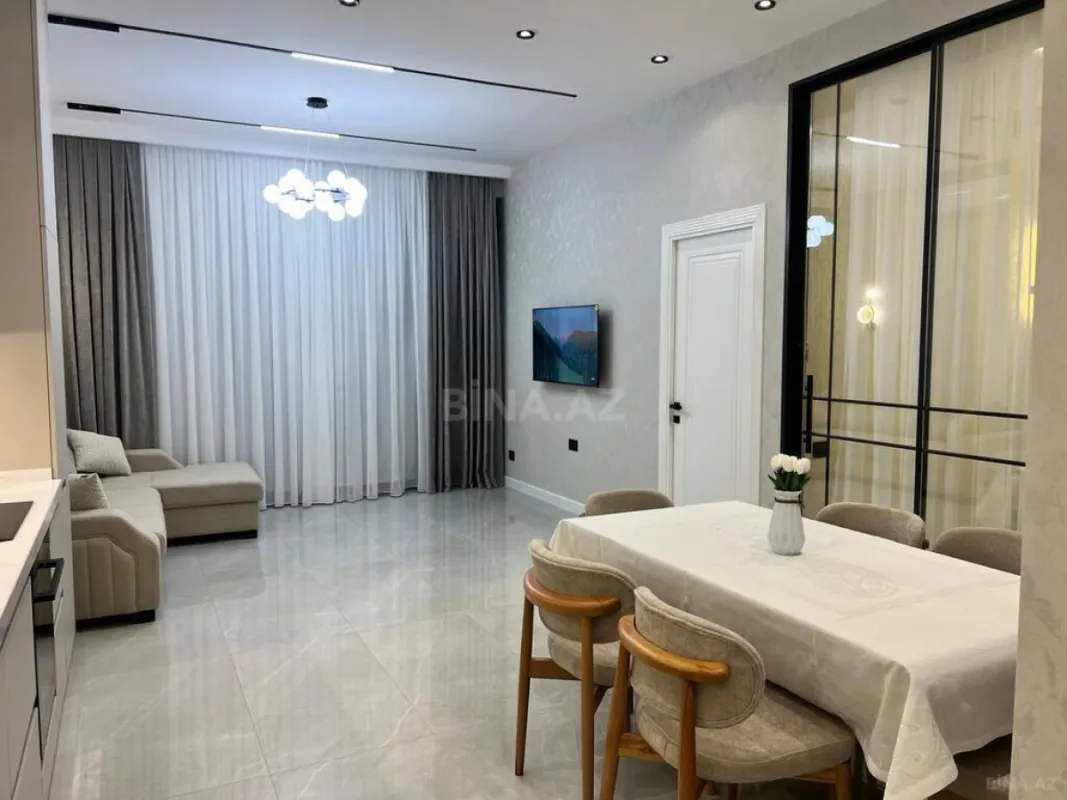 Kirayə verilir 3 otaqlı mənzil 93 m²