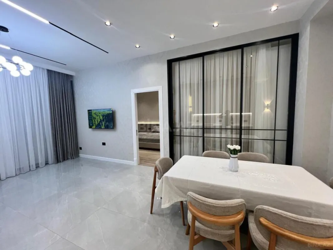 Kirayə verilir 3 otaqlı mənzil 93 m²