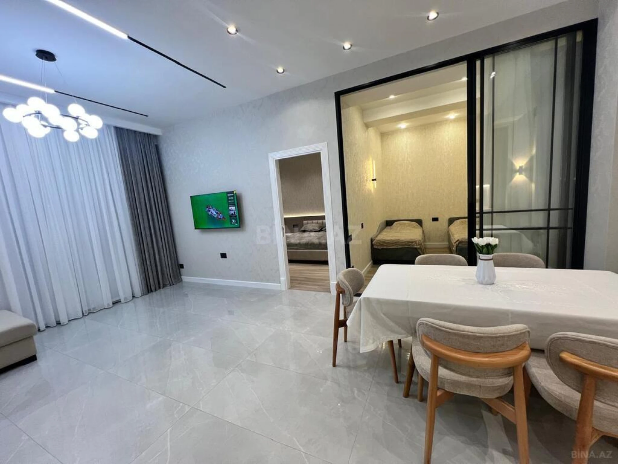 Kirayə verilir 3 otaqlı mənzil 93 m²