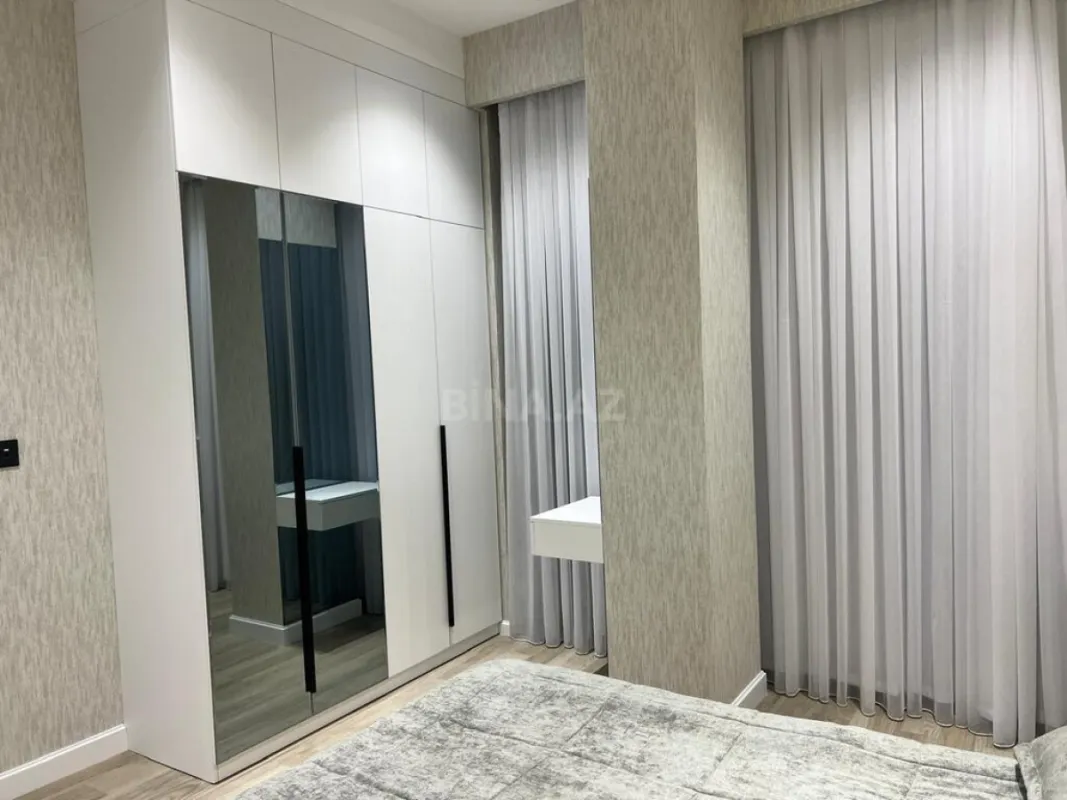 Kirayə verilir 3 otaqlı mənzil 93 m²