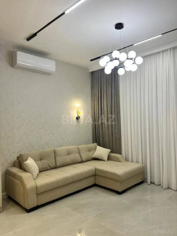 Kirayə verilir 3 otaqlı mənzil 93 m²