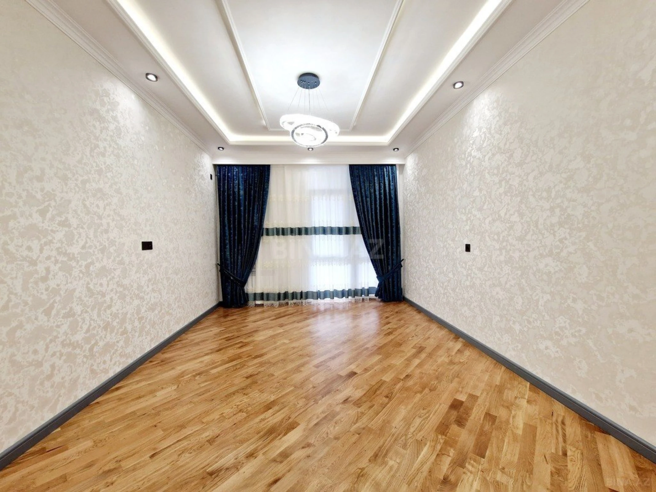 Satılır 3 otaqlı mənzil 92 m²