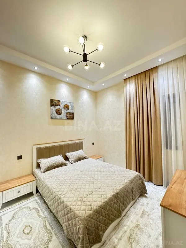 Satılır 3 otaqlı həyət evi 140 m²