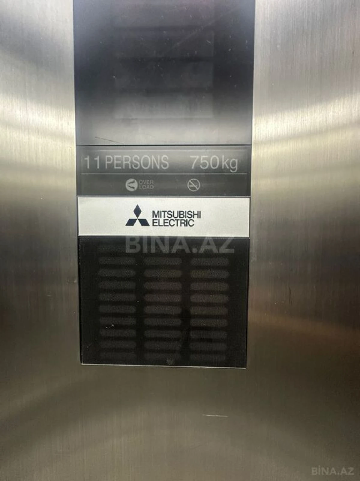 Satılır 3 otaqlı mənzil 159 m²