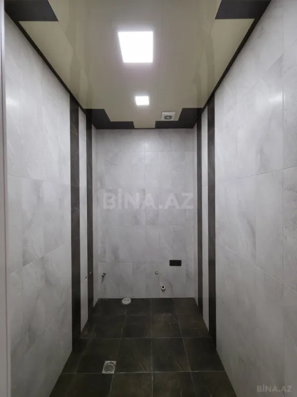 Satılır 3 otaqlı mənzil 130 m²