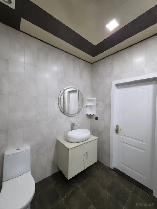 Satılır 3 otaqlı mənzil 130 m²