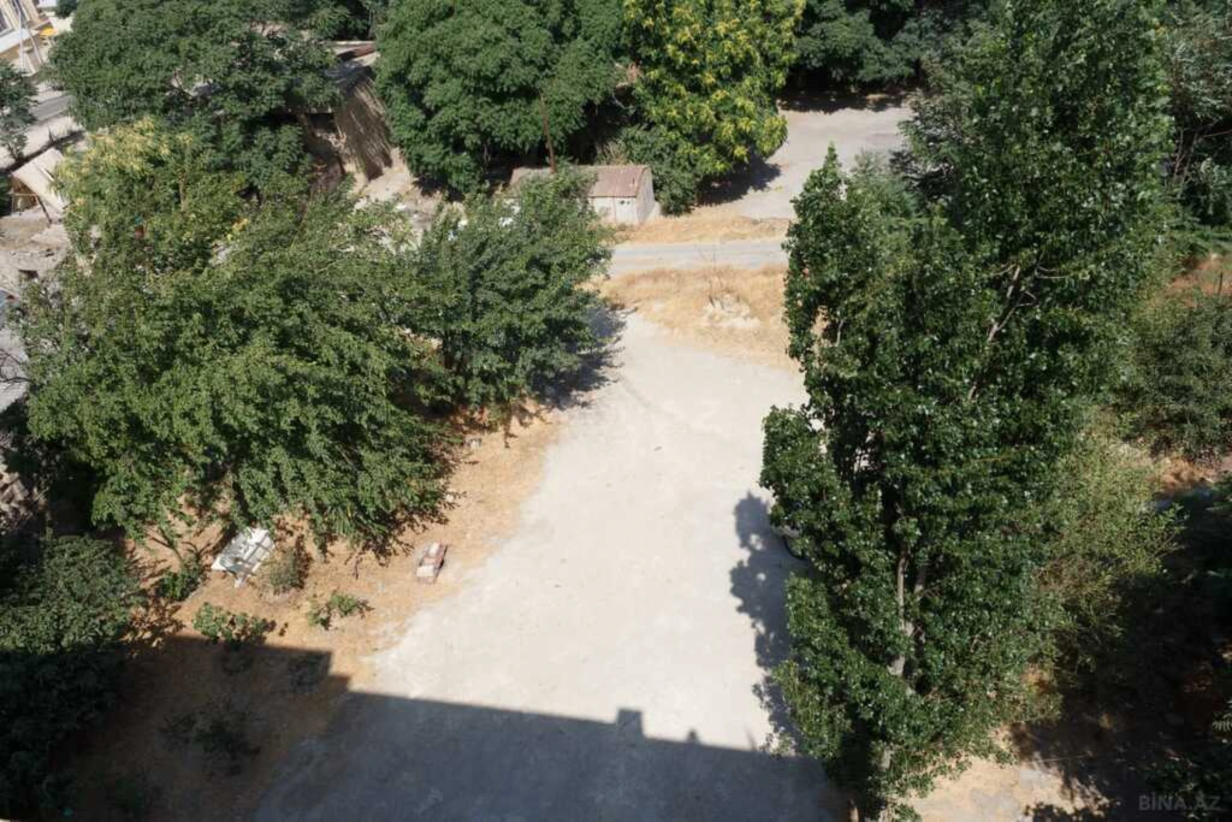 Satılır torpaq sahəsi 6 m²