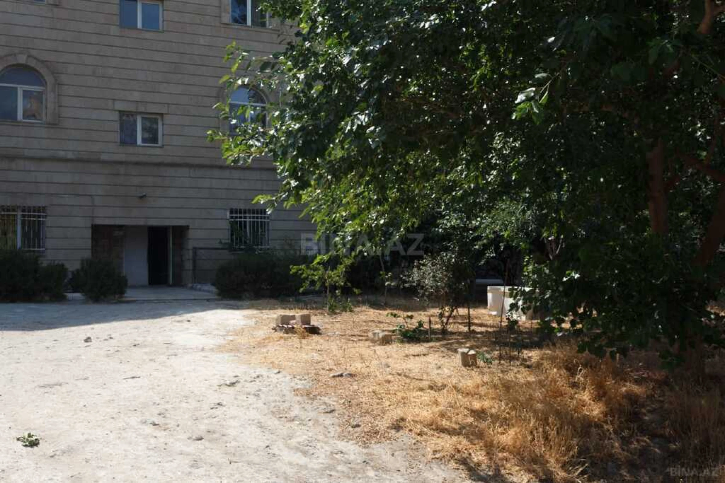 Satılır torpaq sahəsi 6 m²