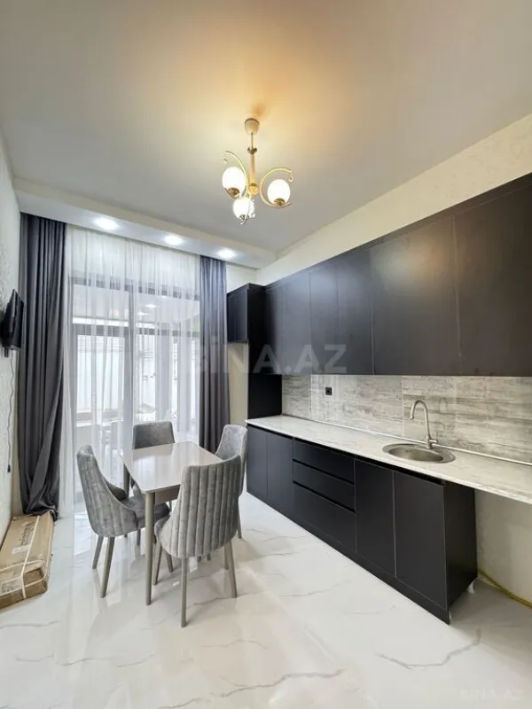 Satılır 4 otaqlı həyət evi 140 m²