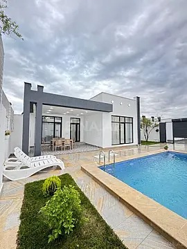 Satılır 4 otaqlı həyət evi 140 m² — Bakı, Şüvəlan 4 otaq 140.00 m²