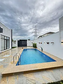 Satılır 4 otaqlı həyət evi 140 m²