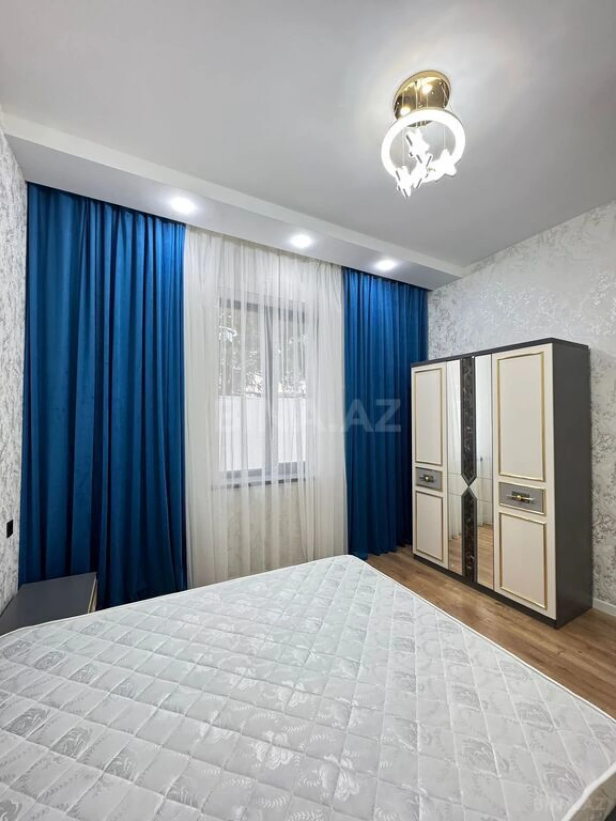 Satılır 4 otaqlı həyət evi 140 m²