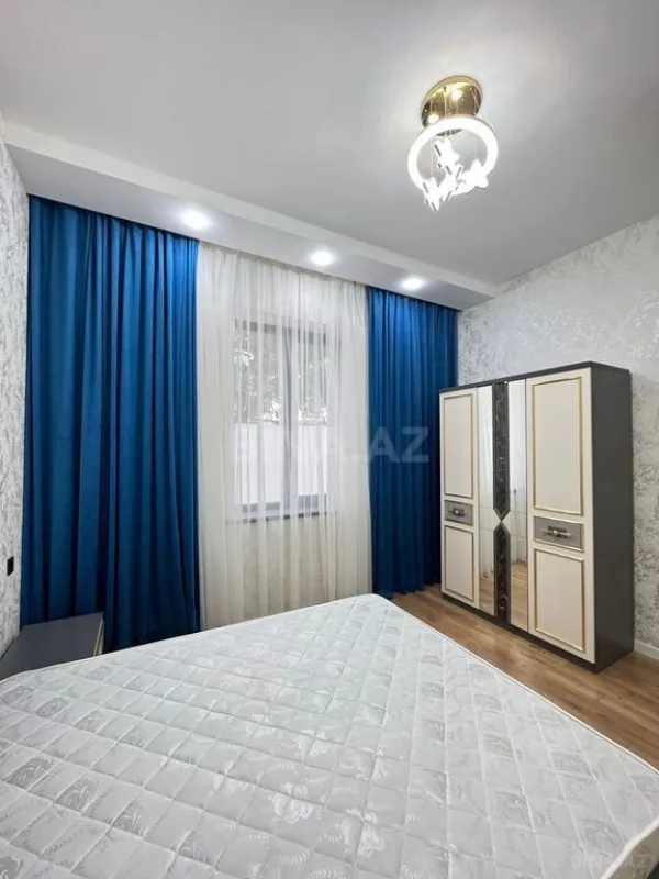 Satılır 4 otaqlı həyət evi 140 m²