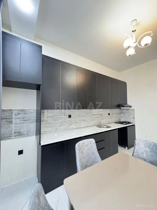 Satılır 4 otaqlı həyət evi 140 m²