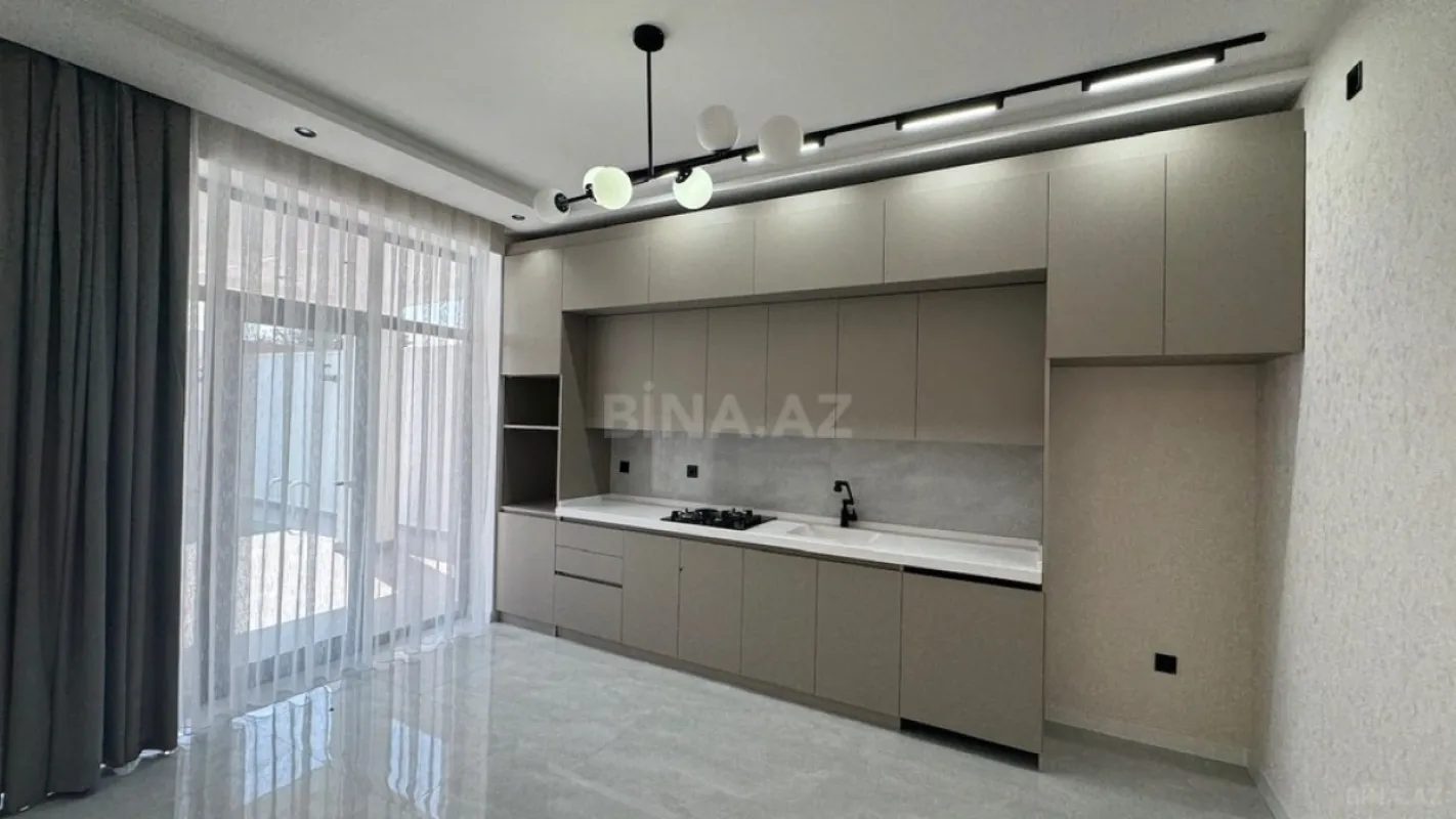 Satılır 4 otaqlı həyət evi 160 m²