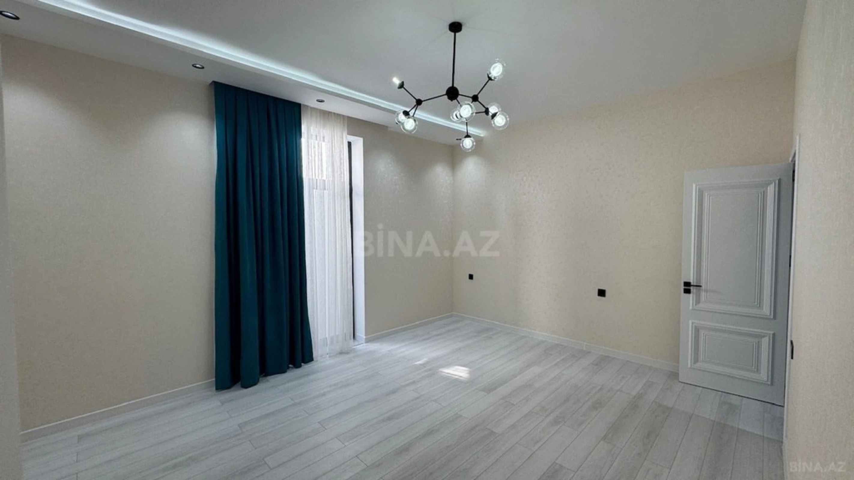 Satılır 4 otaqlı həyət evi 160 m²