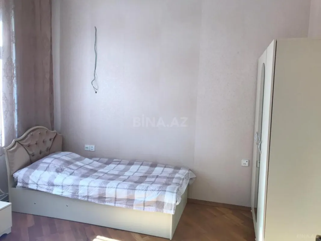 Kirayə verilir 3 otaqlı mənzil 113 m²