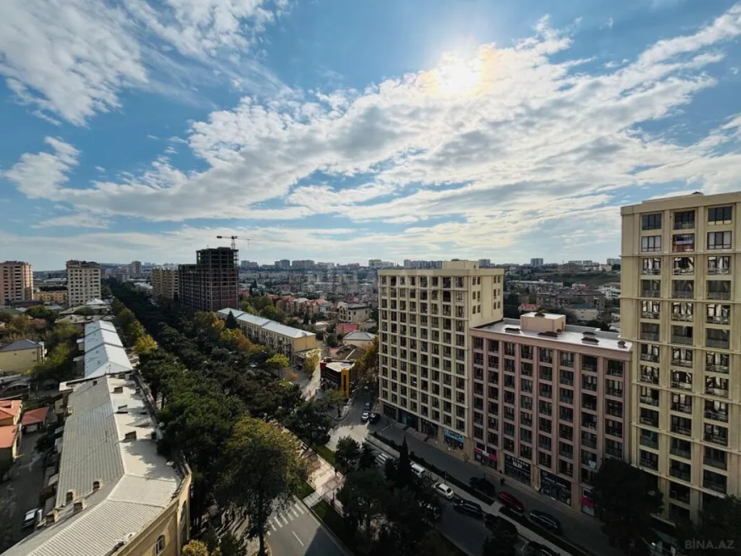 Satılır 2 otaqlı mənzil 95 m²