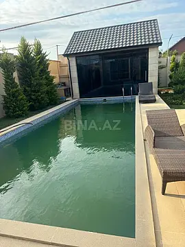 Satılır 5 otaqlı həyət evi 200 m²
