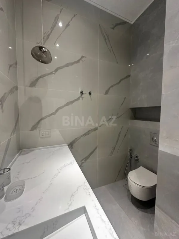 Kirayə verilir 4 otaqlı mənzil 140 m²