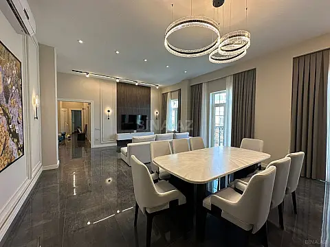 Kirayə verilir 4 otaqlı mənzil 140 m²